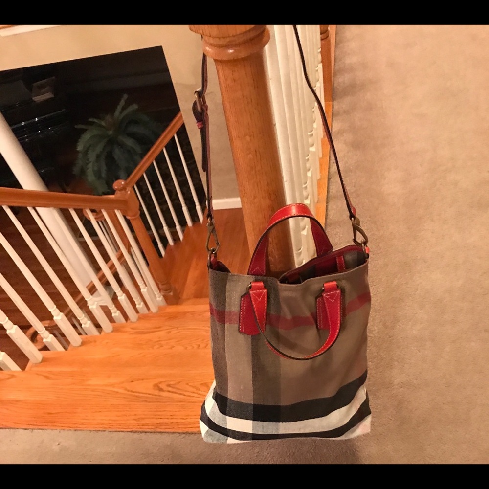 AUTHENTIC BURBERRY CANVAS/LINEN TOTE
